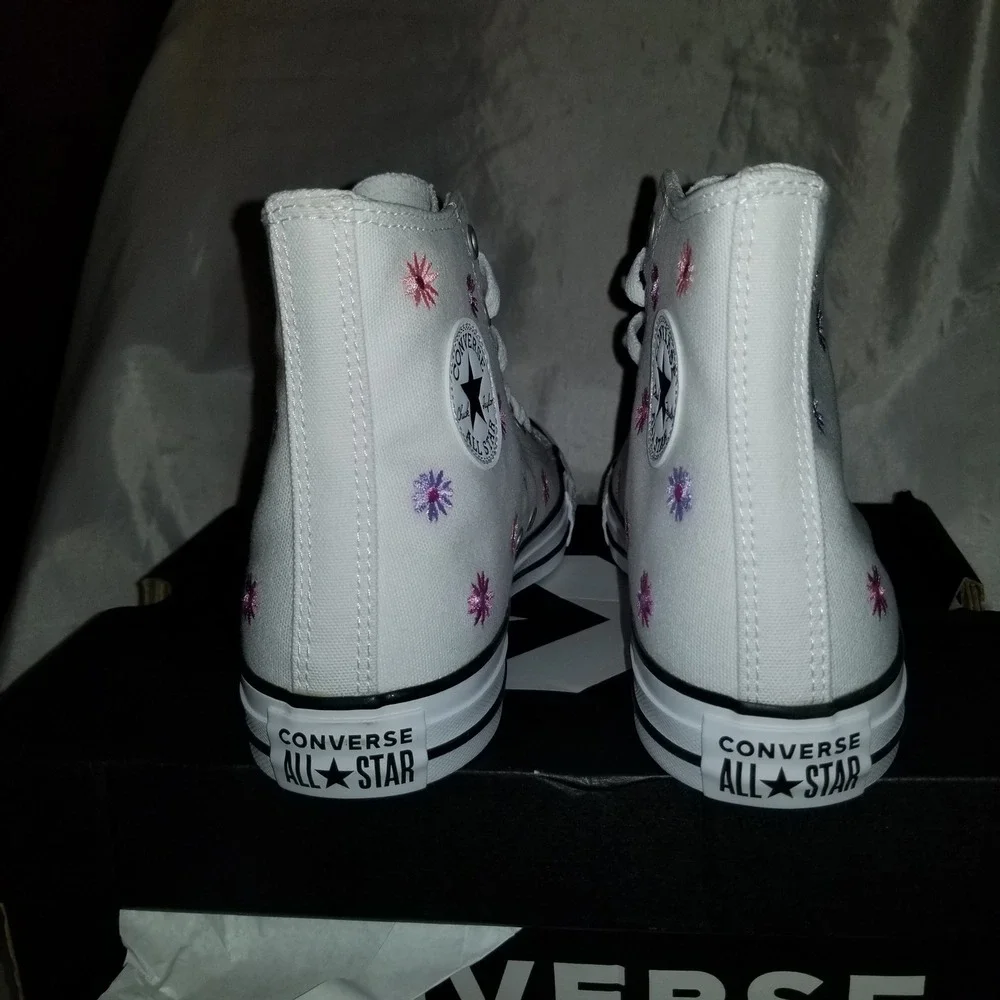 Converse CTAS Hi Kid 6 White Jellyfish Jitter Floral Embroidered A11781F